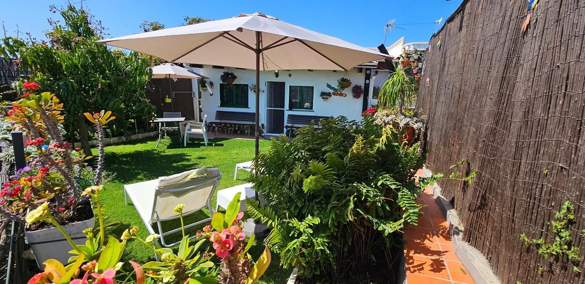 Casa Rural Eneida La Hidalga